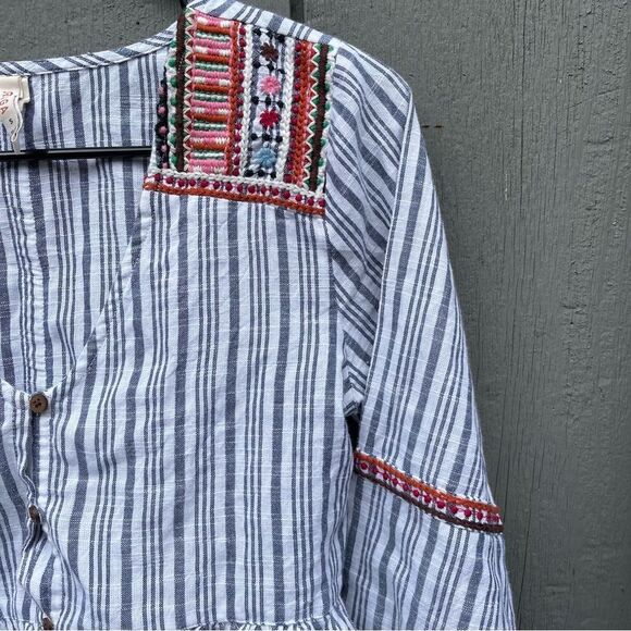 Small Raga Women’s Striped cropped Boho Blouse with Button & Embroidered Details - Picture 3 of 13